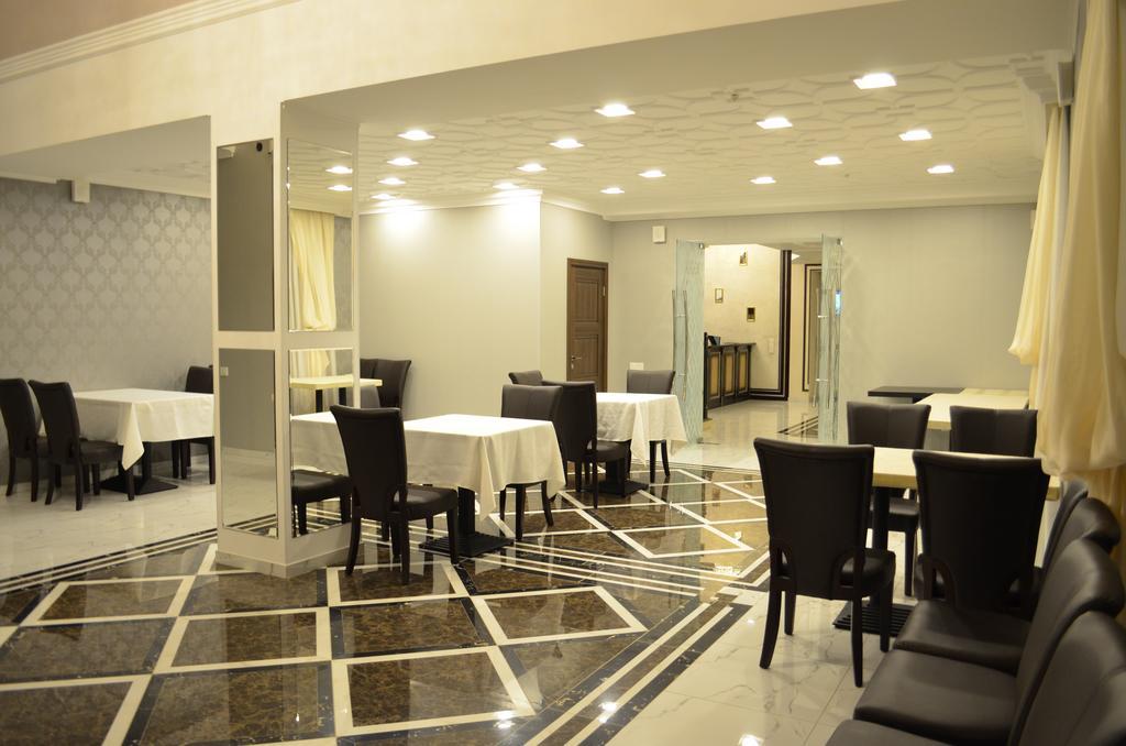 Premier Hotel Biszkek Zewnętrze zdjęcie