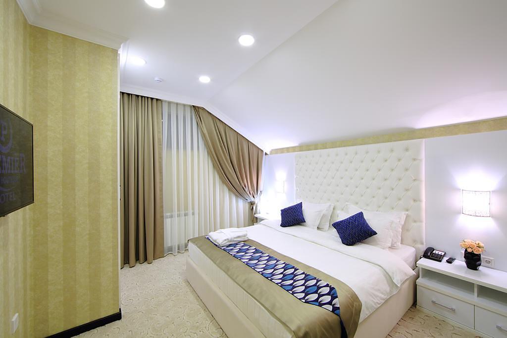 Premier Hotel Biszkek Zewnętrze zdjęcie