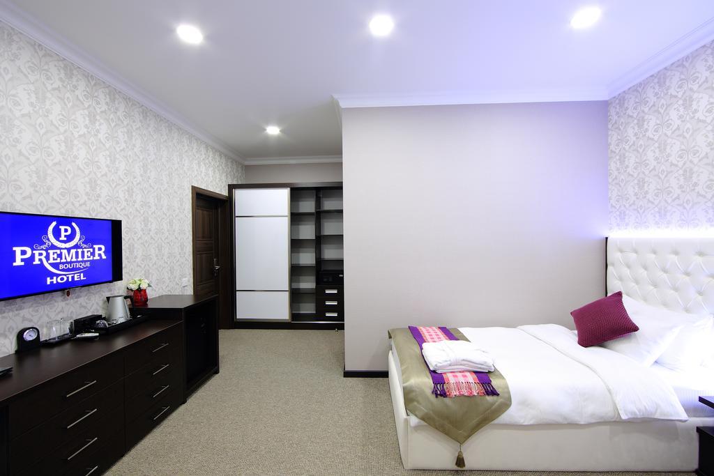 Premier Hotel Biszkek Zewnętrze zdjęcie