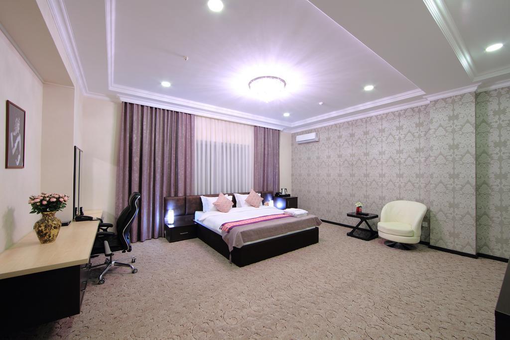 Premier Hotel Biszkek Zewnętrze zdjęcie