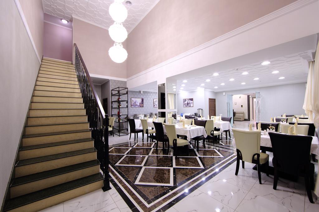 Premier Hotel Biszkek Zewnętrze zdjęcie